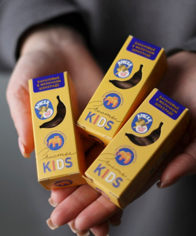 Ириски банановые "Счастье" в молочном шоколаде 1 шт.