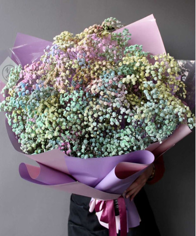 15 веток гипсофилы рейнбоу в букете "Мэджик" №2989