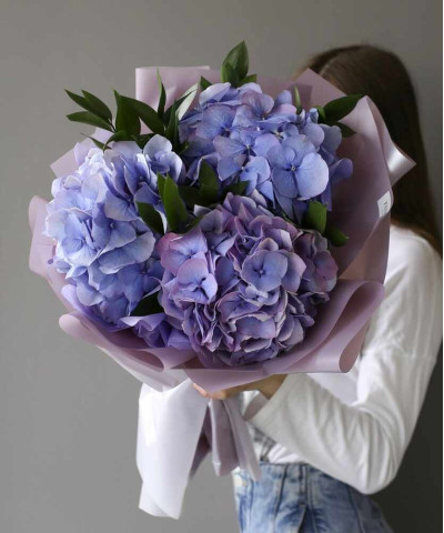 3 сиренево-голубых гортензии №5054