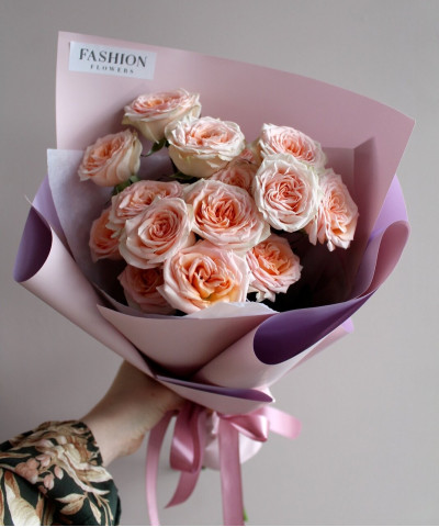 3 персиковые кустовые розы №2286