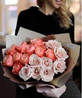 19 нежных роз Квиксенд и Кахала №2119