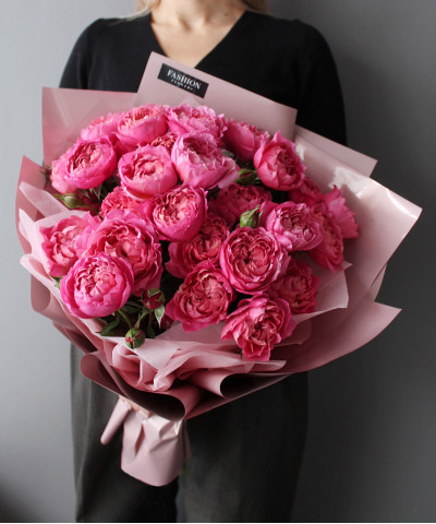 11 пионовидных роз Джульетта цериз №2339