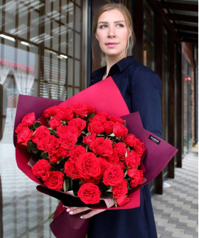 Кустовые красные розы, 15 шт. №2738