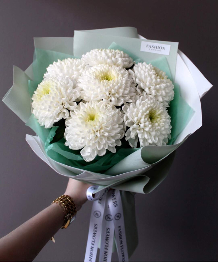 7 белоснежных хризантем №2343