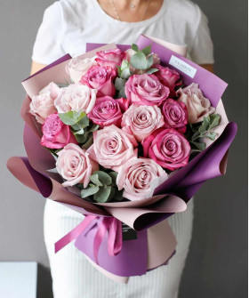 17 лиловых роз Файт и Мудиблюз №3233