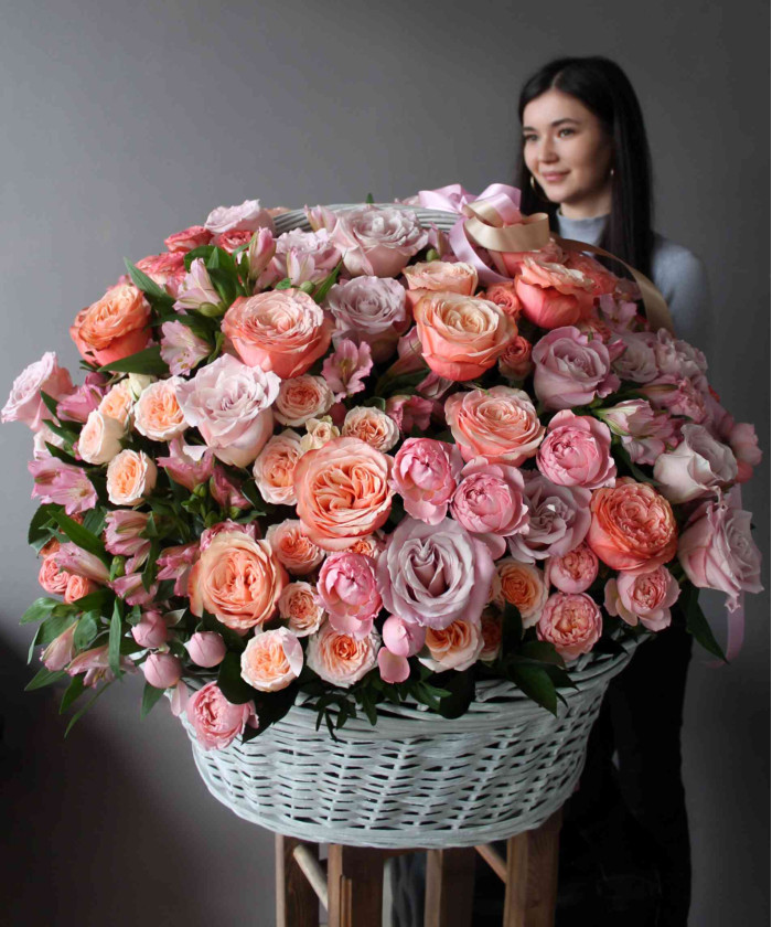 Корзина с цветами 