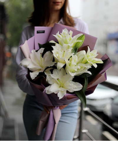 3 королевские белые махровые лилии Роузлили №2556