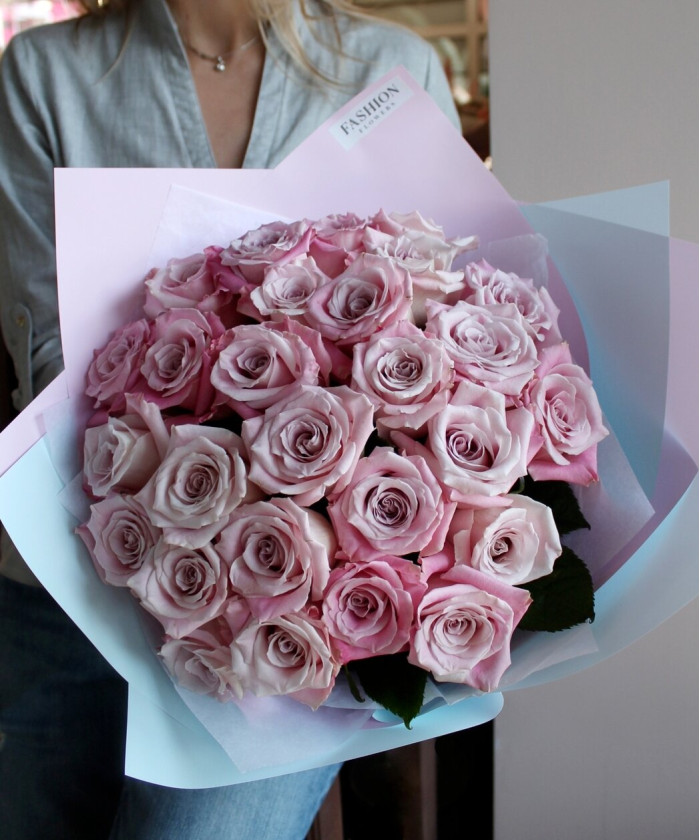 27 розовых роз Файт №6240