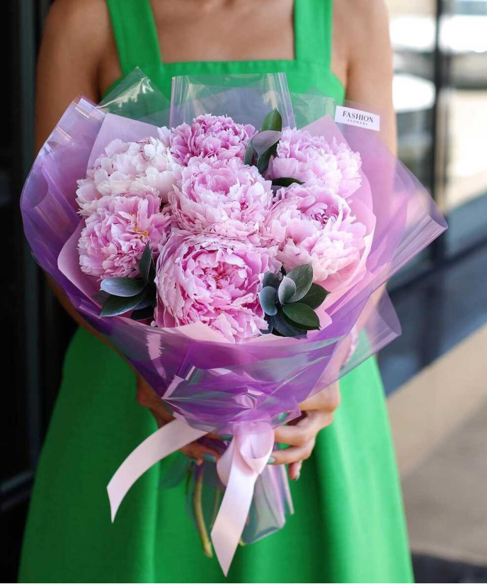 7 пионов Сара Бернар №4644