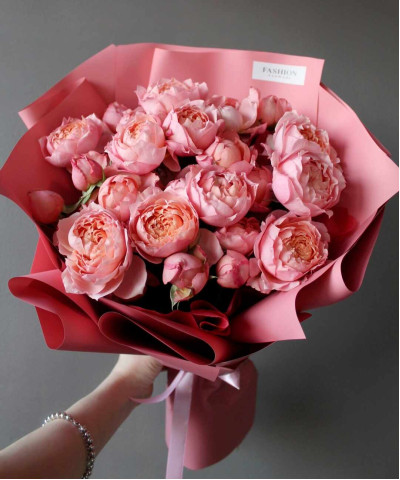 5 кустовых пионовидных роз Джульетта №2394