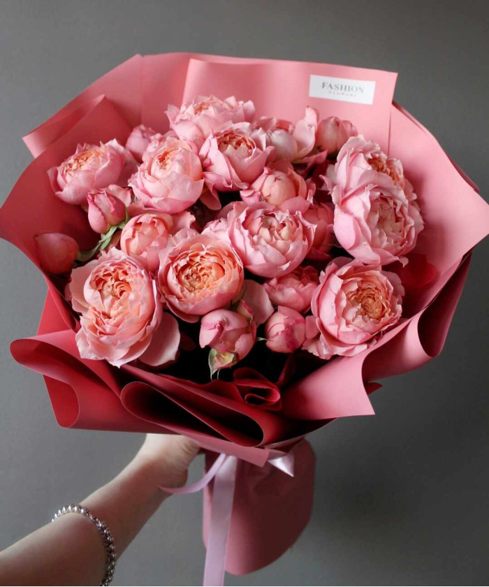 5 кустовых пионовидных роз Джульетта №2394