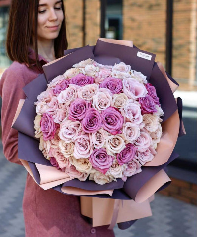 51 роза Эквадор №2113