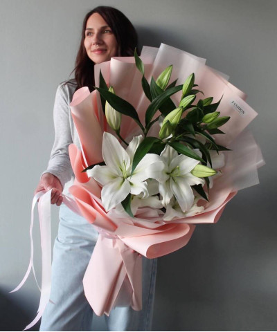 3 белые лилии Замбези №9714