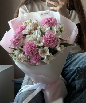 Альстромерии и диантусы в букете "Розовый жемчуг" №8967