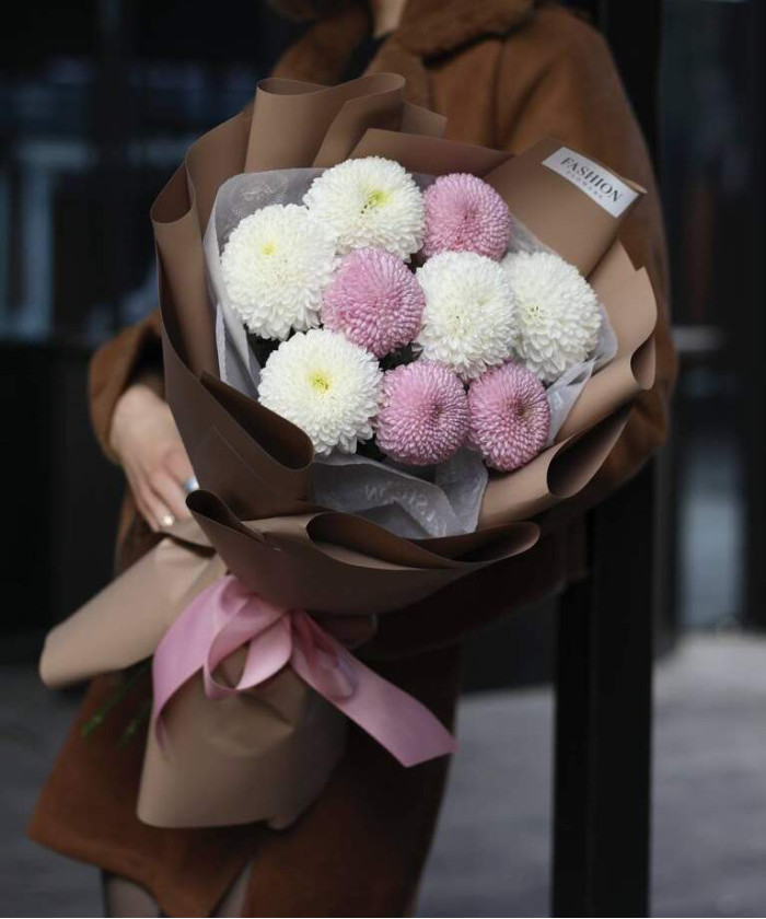 9 хризантем Момоко и Супербоул №5896