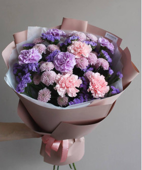 "Фиалка и зефир" букет с розовой сантини №5756