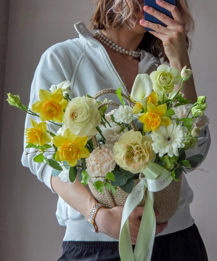 Сумочка цветочная авторская с сезонным составом 