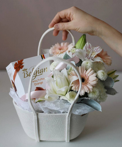 "Кофебрейк" сумочка с сезонными цветами и бельгийскими трюфелями №4785