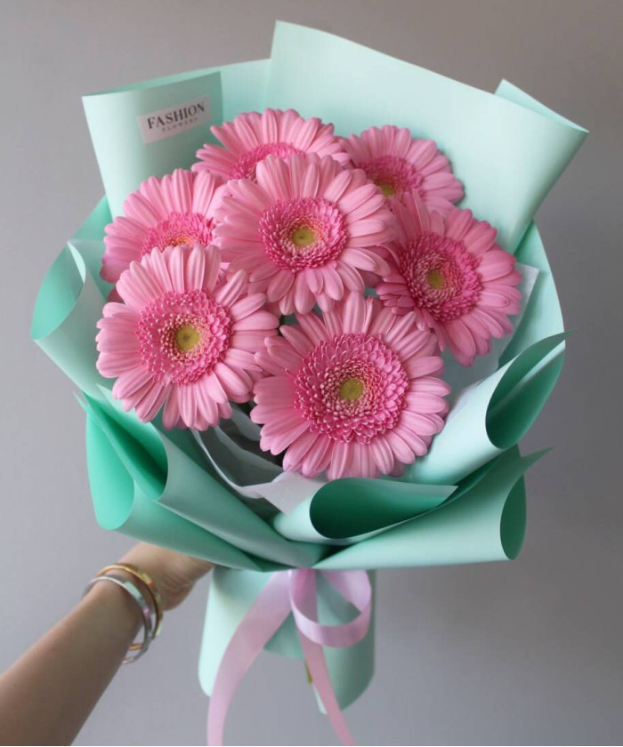 7 розовых гербер Глосси №2334