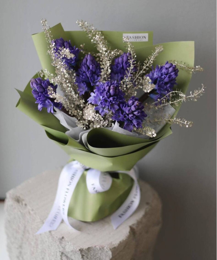 7 гиацинтов Дельф блю и гринбелл №2285