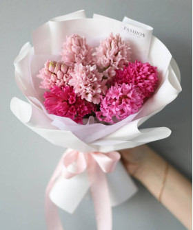 7 розовых гиацинтов "Мэй" №5689