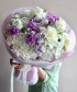 Авторский букет с гортензией и белыми розами 