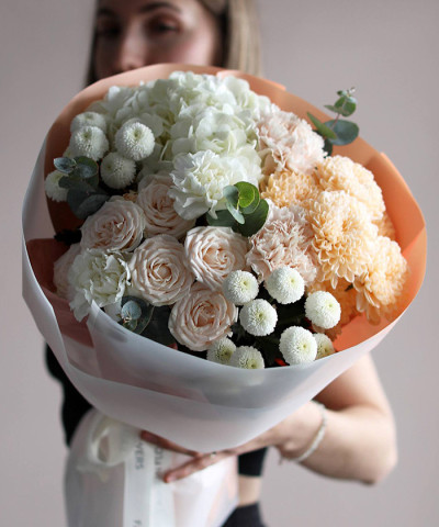 "Абрикосовый джем" авторский букет с гортензией №9549