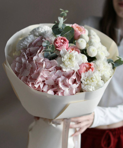 "Розовый шёлк" авторский букет с гортензией №9569