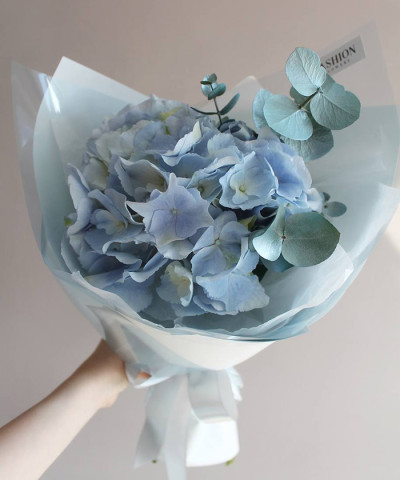 Голубая гортензия с эвкалиптом №4649