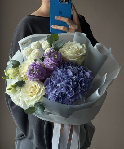 "Морские волны" букет с гортензией №3402