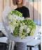 Зелёная гортензия в авторском букете "Бесценные чувства" №8758