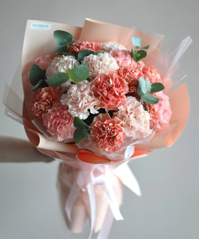 15 карамельных диантусов с эвкалиптом №3773