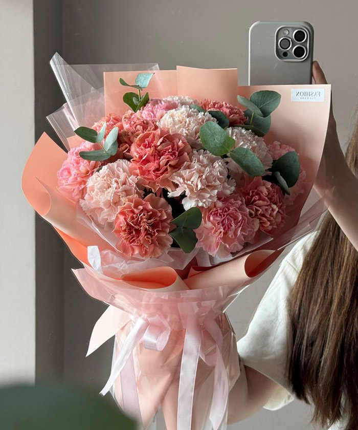 15 карамельных диантусов с эвкалиптом №3773