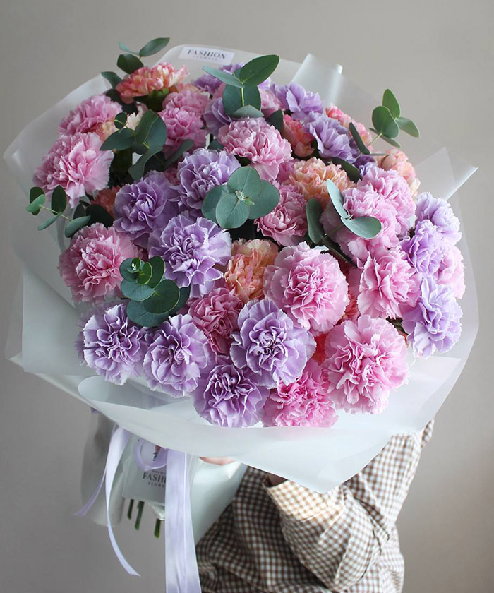 51 кружевной диантус с эвкалиптом 