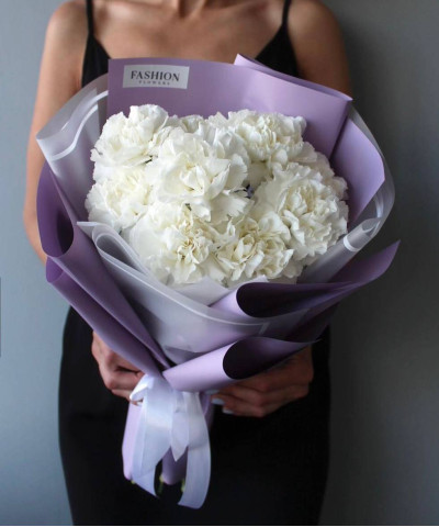 9 белых диантусов Полар Рут №2450