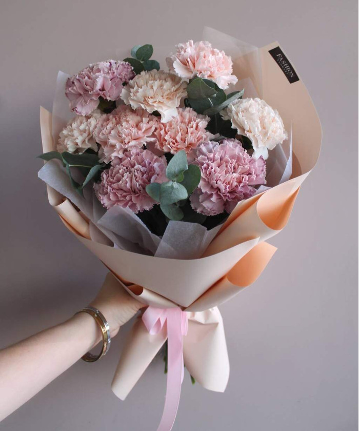 9 сортовых диантусов и эвкалипт №4690