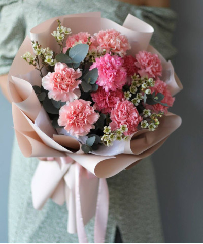 11 диантусов в букете "Луис" №6852