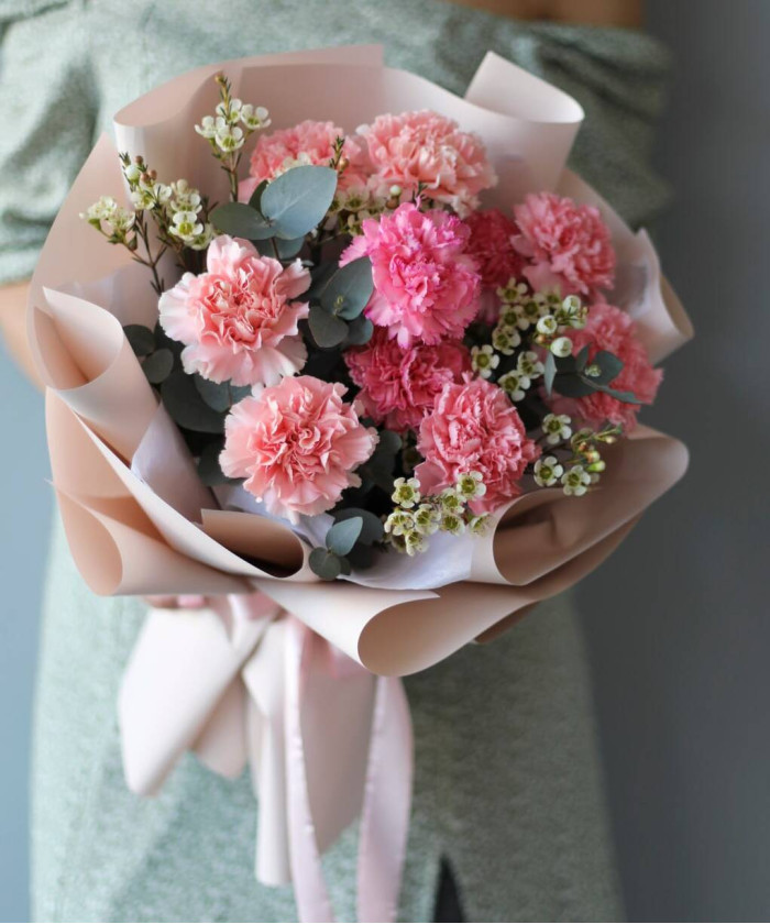 11 диантусов в букете 