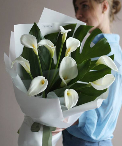 Каллы белые 9шт. "Дыхание шёлка" №6542