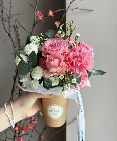 Цветочный комплимент с сезонным составом №5347