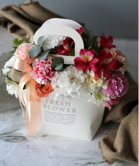 Цветочная сумочка в розовых оттенках №2703