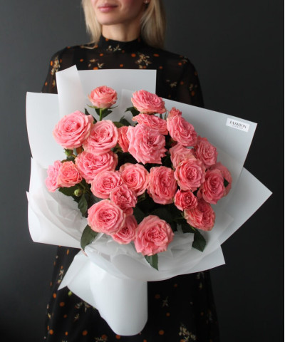 9 кустовых розовых роз премиум Бол Музетт №6242