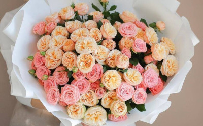 Уход за букетом из кустовой розы