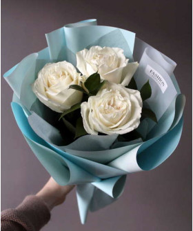 3 белые розы Плая Бланка №2242
