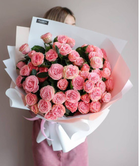 17 кустовых розовых роз Бол Музетт №3094