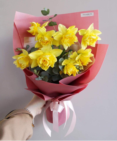 9 жёлтых нарциссов №3876