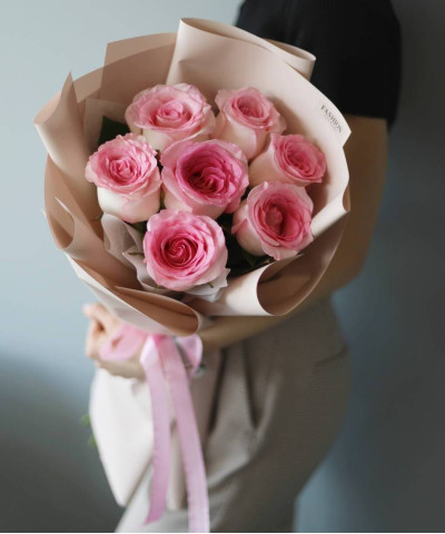 7 розовых роз Мандала №5690