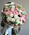 9 кустовых роз Мадам Бомбастик и Софи с эвкалиптом №4546 9 кустовых роз Мадам Бомбастик и Софи с эвкалиптом №4546