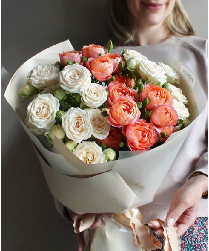 5 пионовидных кустовых роз Джульетта и Софи №7886