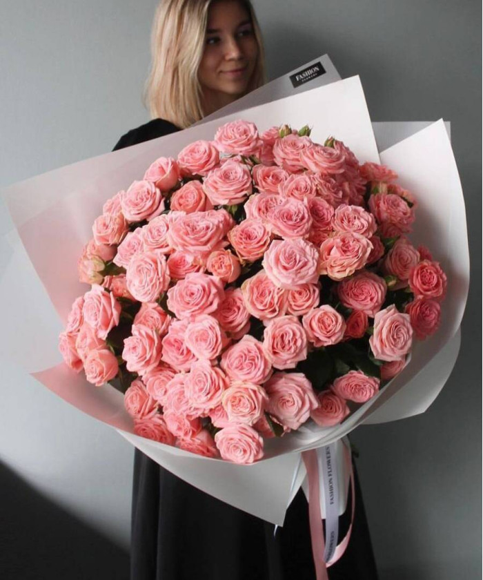 29 Роскошных розовых кустовых роз Бол Музетт №7431